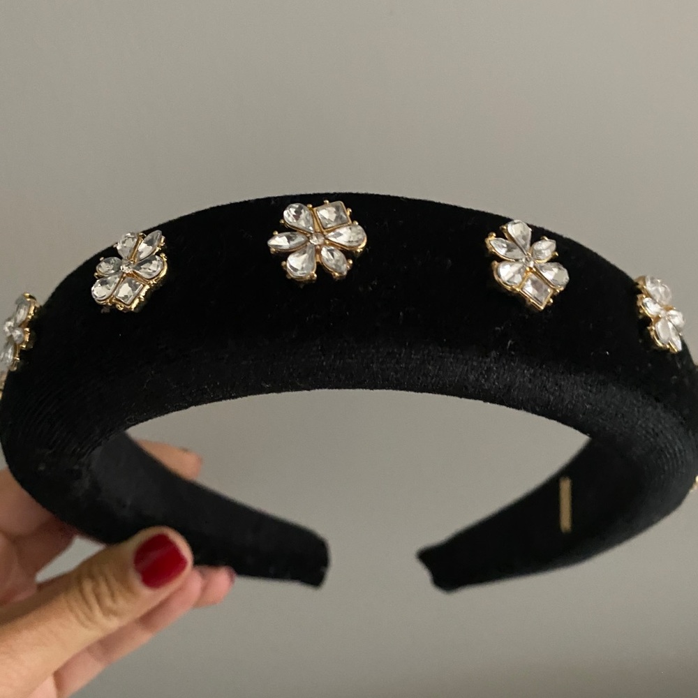 Velvet embellished headband